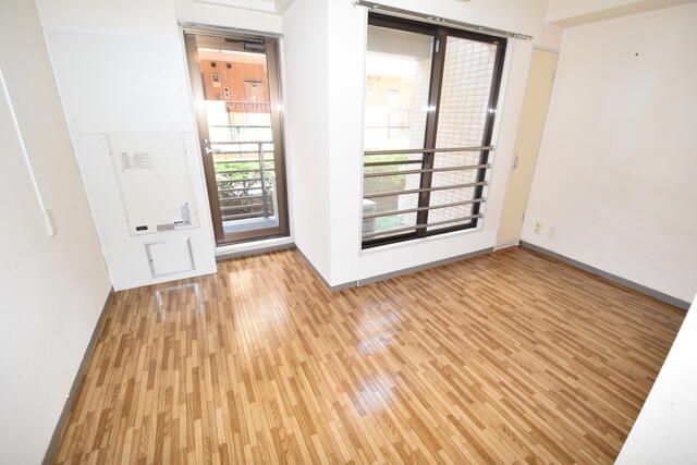 Studio Apartment for Rent in Tama City, Tokyo - Thumbnail 2
