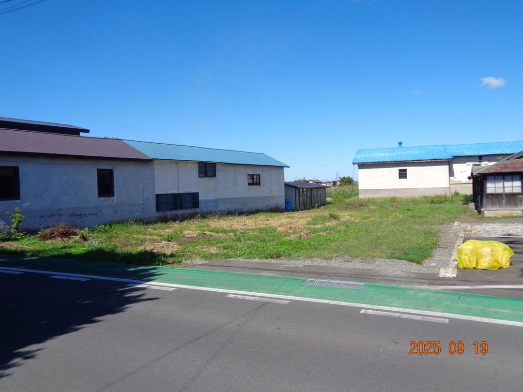 423.97 sqm Residential Land for Sale in Itayanagi, Aomori - Thumbnail 4