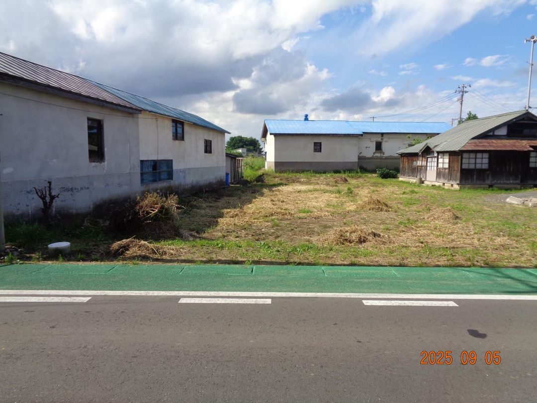 423.97 sqm Residential Land for Sale in Itayanagi, Aomori - Thumbnail 2