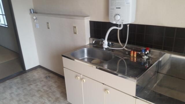 1K Apartment for Rent near Koga Station, Ibaraki - Thumbnail 2