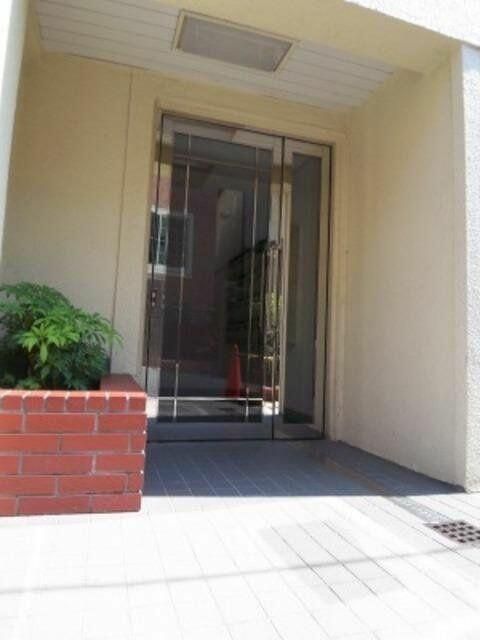1LDK Apartment for Sale Near Komazawa Daigaku Station, Meguro - Thumbnail 3