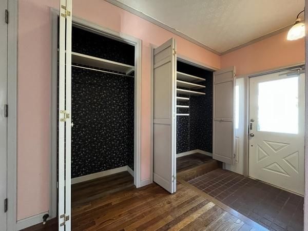 2LDK Detached House for Sale in Asakita Ward, Hiroshima - Thumbnail 3