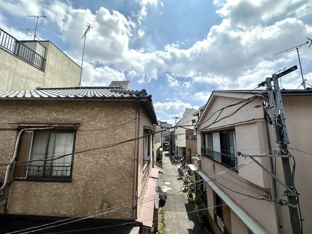 1991 3LDK Detached House for Sale in Arakawa, Tokyo - Thumbnail 2