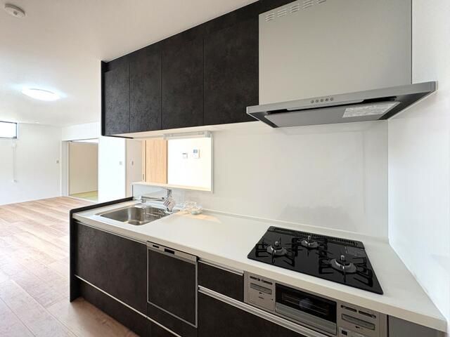 New 5LDK House in Nishinomiya's Nazio Sakura-dai - Thumbnail 2