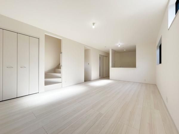 New 4LDK House in Saitama Minami Ward, Completion Nov 2025 - Thumbnail 2