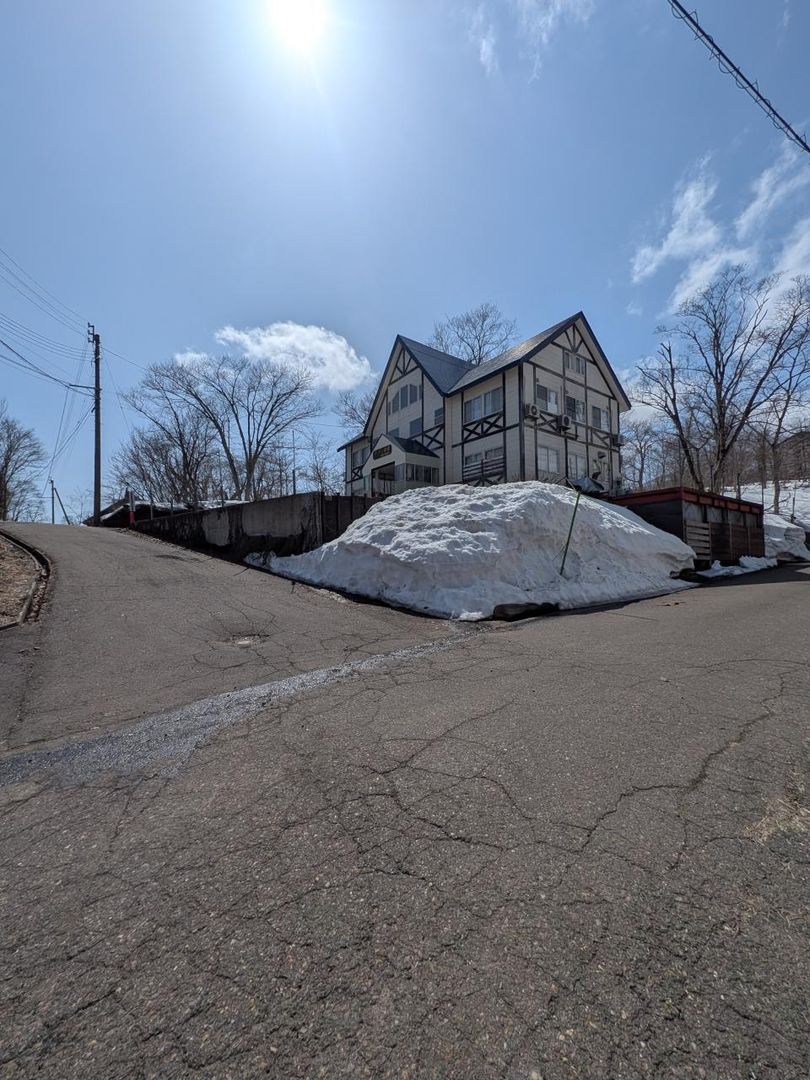 Commercial Guesthouse for Sale in Myoko City, Niigata - Thumbnail 3