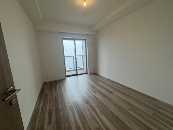 3LDK Apartment in HARUMI FLAG PARK VILLAGE T Tower, Tokyo - Thumbnail 4