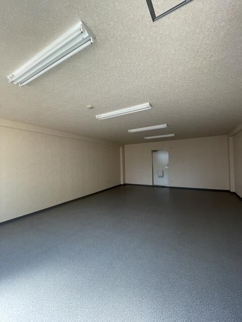 Office for Rent in Inzai City, Chiba - Thumbnail 3