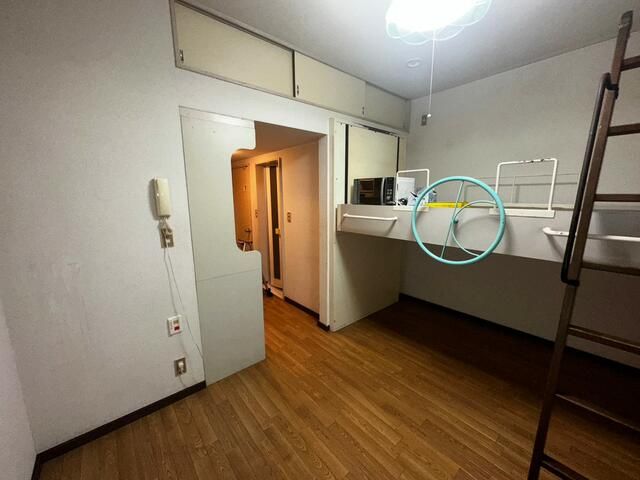 Affordable 1R Apartment near Tsurumaki-Onsen Station, Hadano - Thumbnail 3