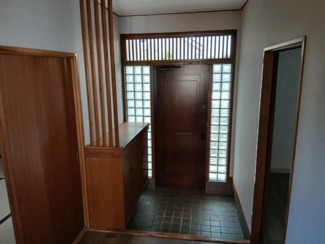 7SLDK House for Rent in Setagaya, Tokyo - 202 sqm - Image 1
