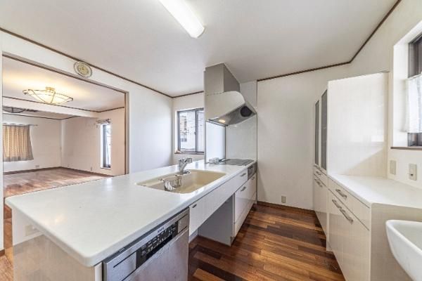 5SLDK House for Sale in Nishinomiya, Hyogo - Thumbnail 4