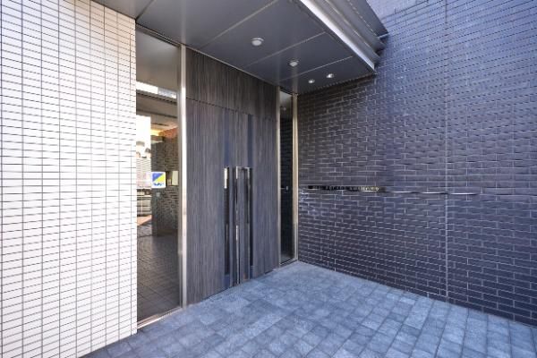 1K Apartment for Sale in Royce Square Toyocho, Koto, Tokyo - Thumbnail 2