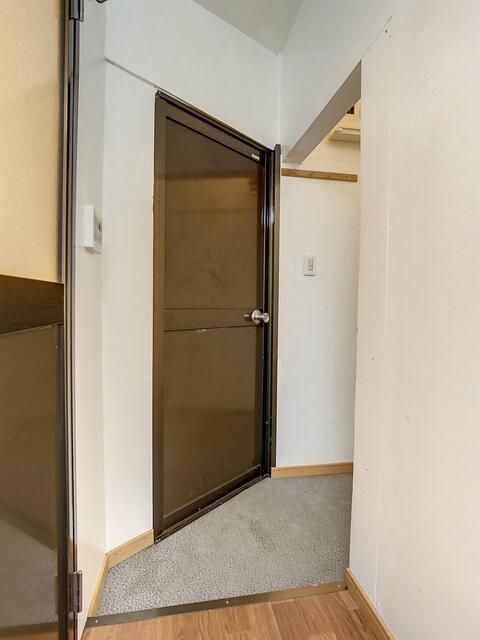 Haneda Base A Apartment for Sale in Ota Ward, Tokyo - Thumbnail 2