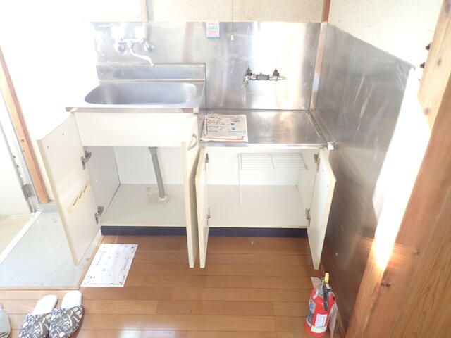 1K Apartment in Takashimadaira, Itabashi-ku, Tokyo - Thumbnail 2