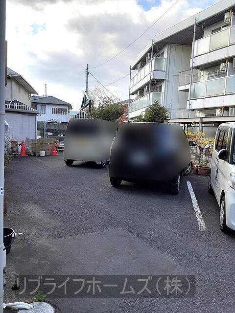 5LDK House for Sale in Tokushima City with 3 Free Parking Spaces - Thumbnail 3