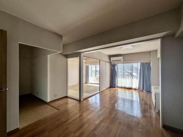 3LDK Apartment for Rent in Niiza, Saitama - 72 sqm - Thumbnail 2