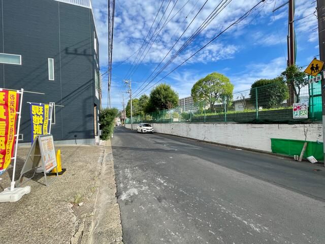 Lease Commercial Land in Sumida, Tokyo - 209.7 sqm Industrial Plot - Thumbnail 2
