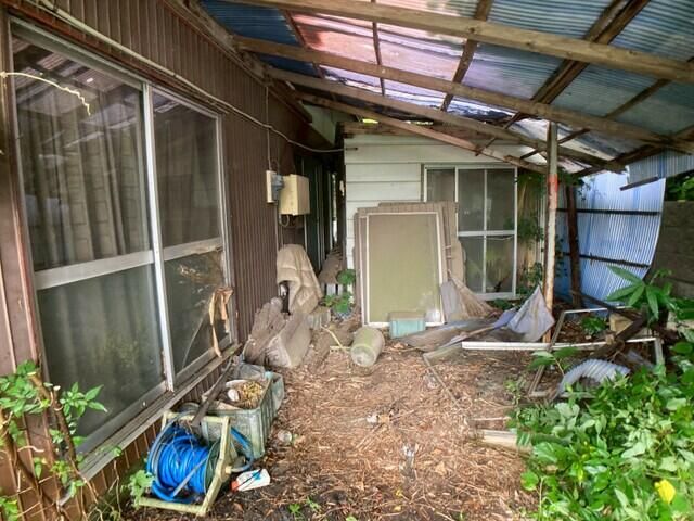 1975 3DK House on 142 sqm Land in Joso, Ibaraki - Image 1