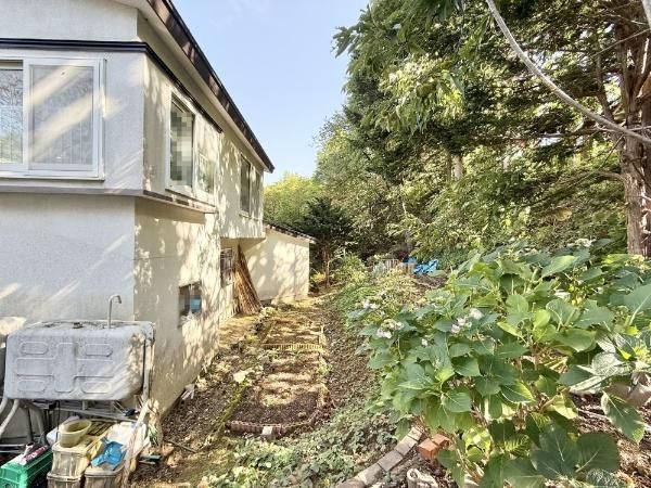 728.98 sqm Land for Sale in Sapporo's Miyanomori, Chuo Ward - Thumbnail 2