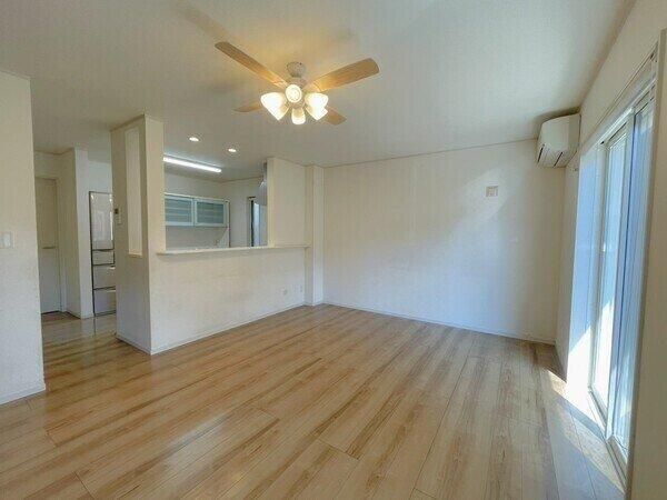 2016 Built 4LDK Detached House in Saitama's Minuma Ward - Thumbnail 4