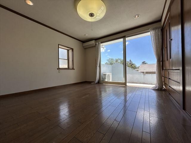 4SLDK House for Sale on 712 sqm Land in Itō, Shizuoka - Thumbnail 3