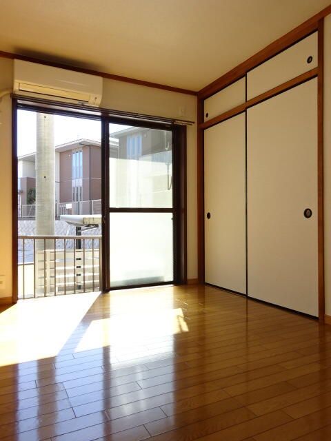 Eisou Corp 1K Apartment for Rent in Isehara, Kanagawa - Thumbnail 2