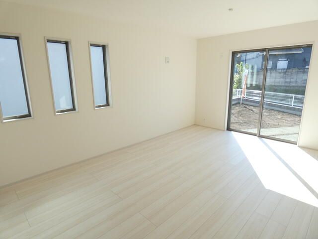New 4LDK House in Maebashi, Gunma | 122.55㎡ on 308.93㎡ Land - Thumbnail 2