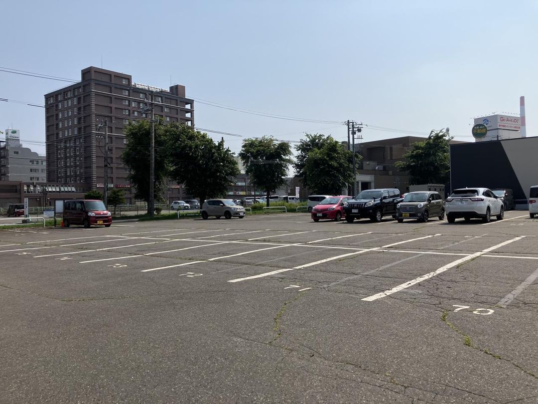 Rental Parking Space in Tomakomai, Hokkaido - 5,500 Yen - Thumbnail 4