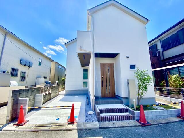 New 2025 4LDK House in Hamura, Tokyo | 95.94 sqm Land - Image 1