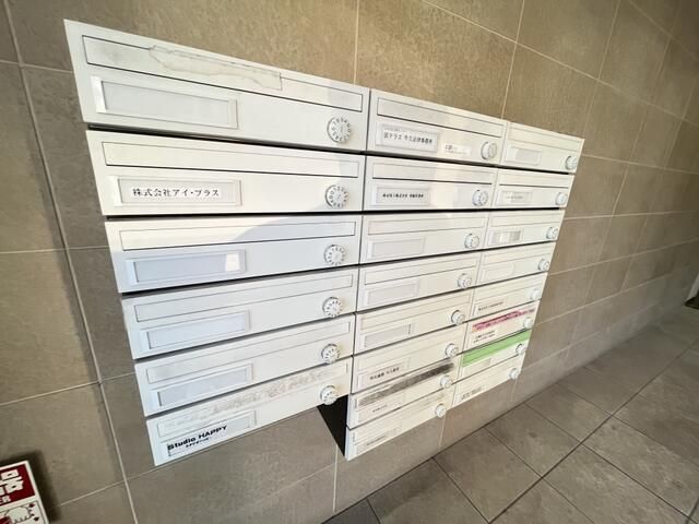 Ushiku Station Front Office for Rent - 76.25 sqm Commercial Space - Thumbnail 4