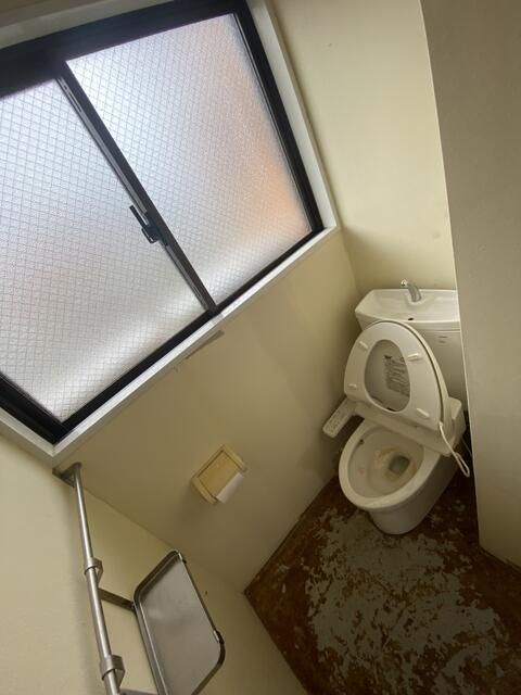 Commercial Space for Rent in Sendai, Miyagi - 83.66m² - Thumbnail 4