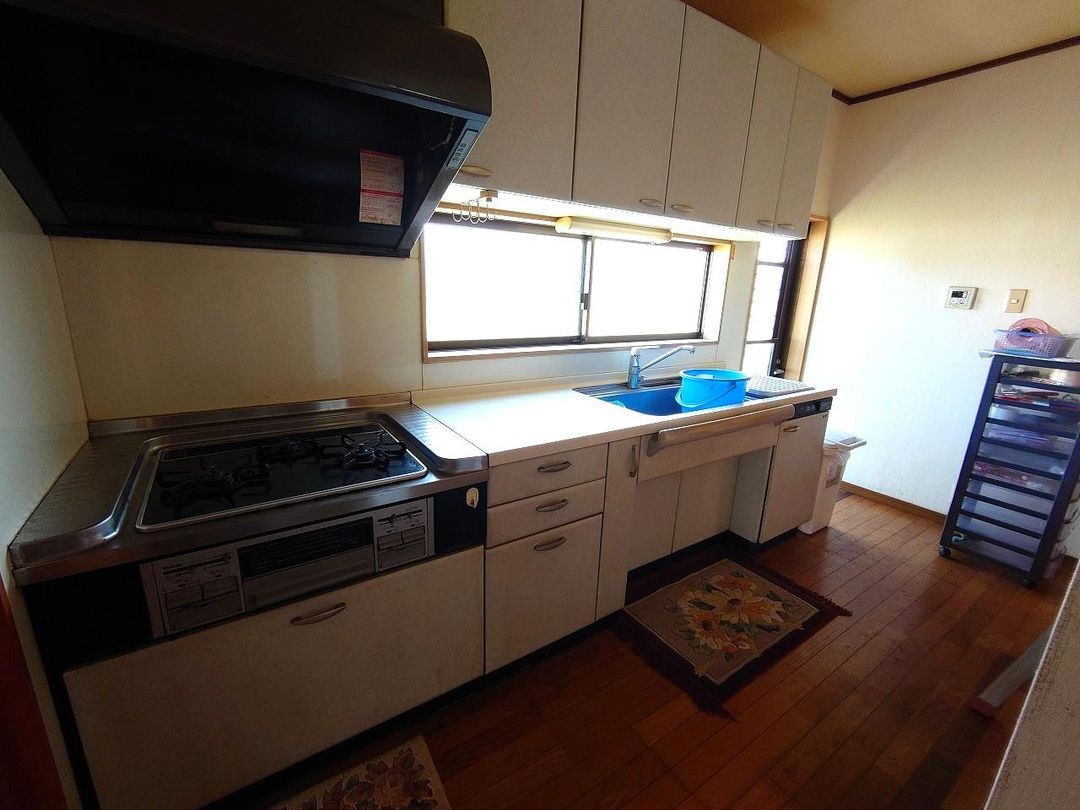 6DK House in Asakuchi City with 194.29㎡ Living Space - Thumbnail 4