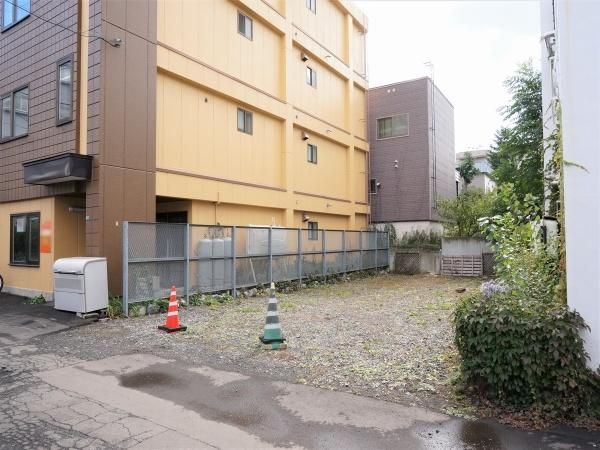 Sapporo Central Ward Land for Sale - 105.38 sqm Plot - Thumbnail 2