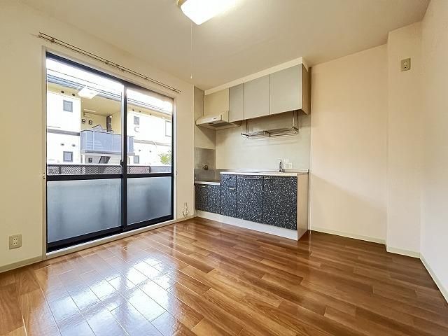 3DK Apartment for Rent in Nagano City, Near Kawanakajima Station - Thumbnail 2