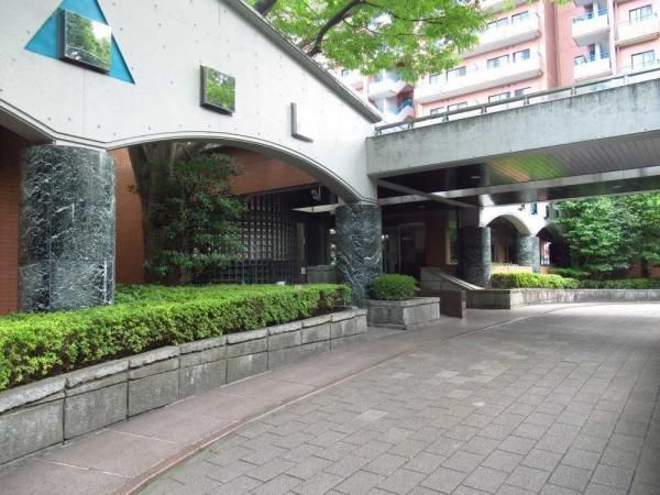 3LDK Used Apartment for Sale in Musashino City, Tokyo - Thumbnail 3