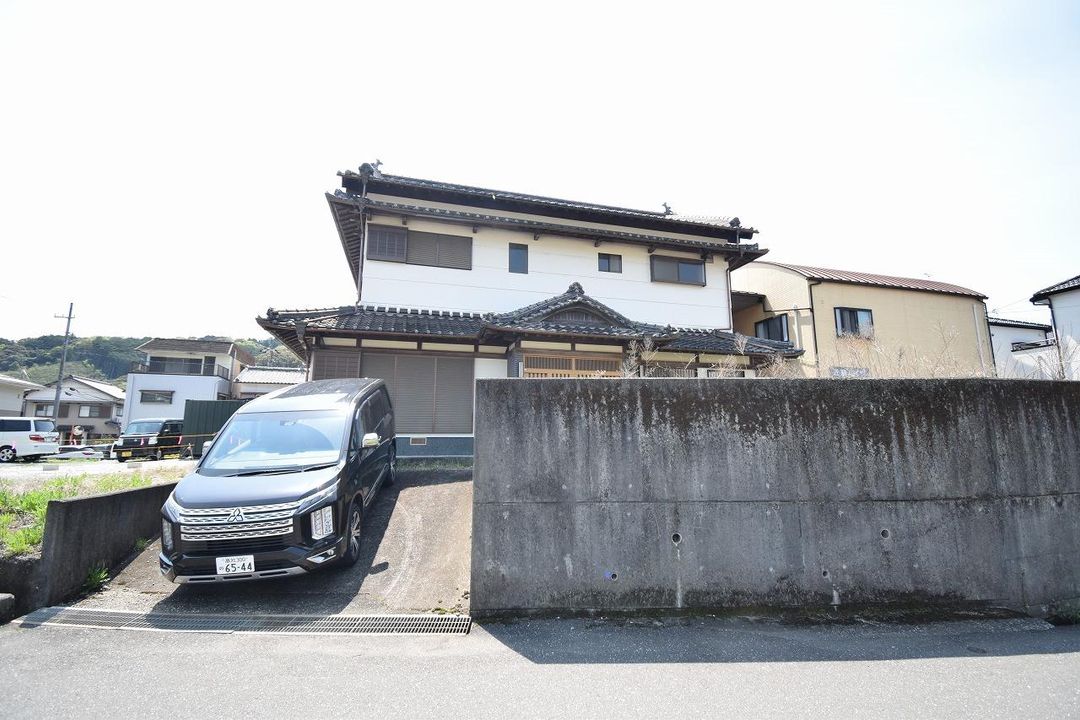 7LDK House for Sale in Ino Town, Kochi Prefecture - Thumbnail 2
