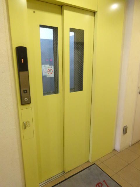 1K Apartment for Rent in Higashimurayama, Tokyo - Thumbnail 2
