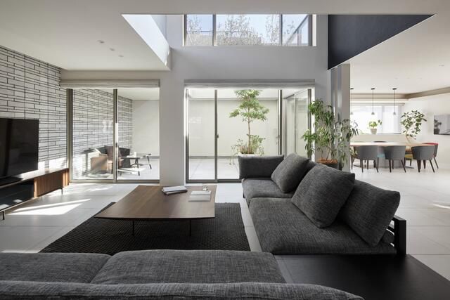 7SLDK Detached House for Sale in Higashimurayama, Tokyo - Thumbnail 2