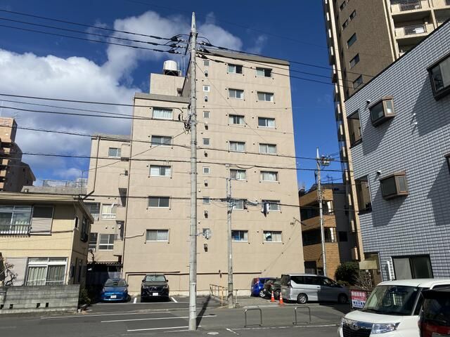 Takasago Samariya Mansion 2LDK Apartment in Hachioji, Tokyo - Thumbnail 2