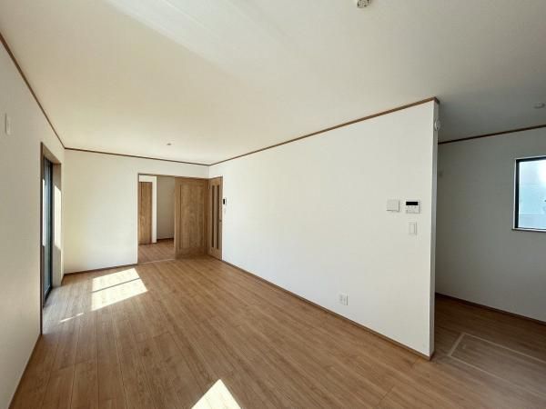 New 4LDK House for Sale in Yokohama's Ibukino, Kanagawa - Thumbnail 4