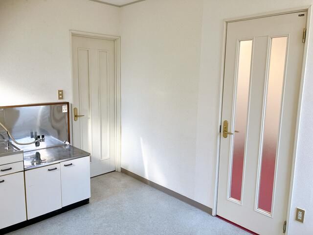 Office Space for Rent in Morioka, Iwate - 69.56 sqm - Thumbnail 3