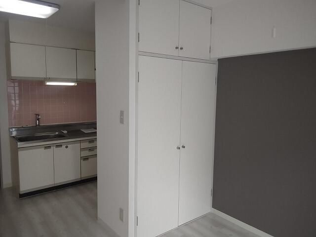 Riverside C Building 3LDK Apartment for Rent in Otsuki, Yamanashi - Thumbnail 4