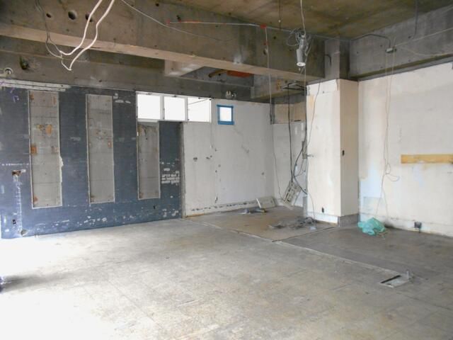 Commercial Unit for Rent in Inage, Chiba - 72.53 sqm - Thumbnail 3