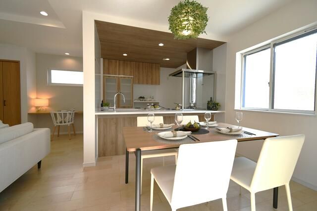 Residential Land for Sale in Tama City, Tokyo - 121.79 sqm - Thumbnail 4