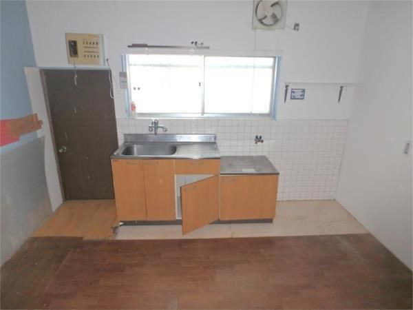 Ocean View House for Sale in Suzuka, Mie | 3DK on 147sqm Land - Thumbnail 3