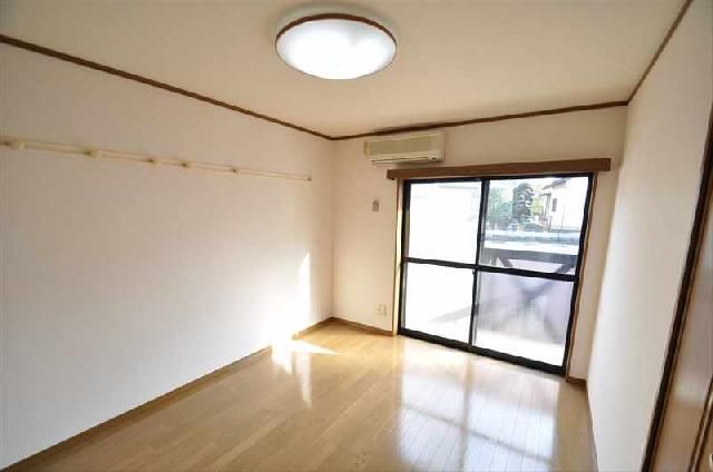 1K Apartment for Rent in Tama City, Tokyo - 23.01 sqm - Thumbnail 2