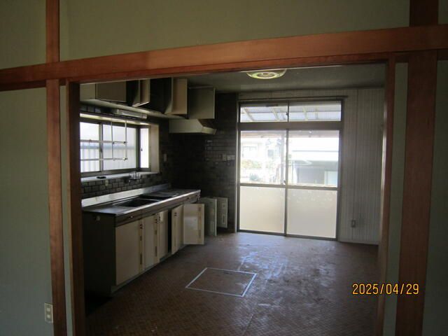 6DK Steel-Frame House for Sale in Saijo, Ehime with 265㎡ Land - Image 22