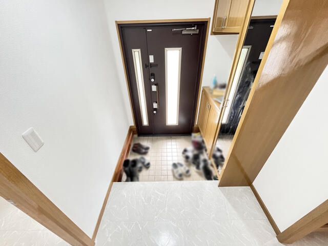 6LDK House for Sale in Nagoya's Minami Ward with Garden and Parking - Thumbnail 4