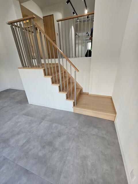 Commercial Unit for Sale in Nerima, Tokyo – 64.48 sqm - Thumbnail 3