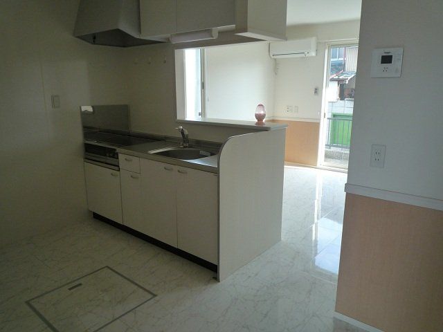 1LDK Apartment for Rent in Ashikaga, Tochigi - Thumbnail 4